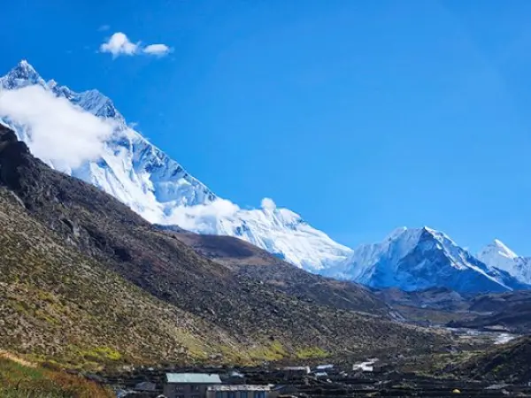Spring the best time to Trek in Nepal