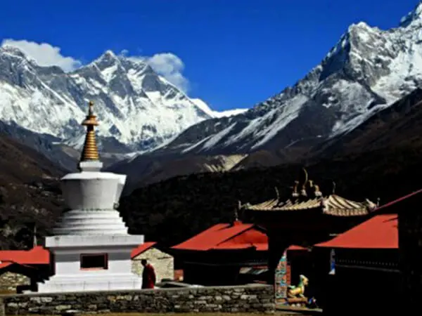 Everest Region Trekking Map and complete Guide